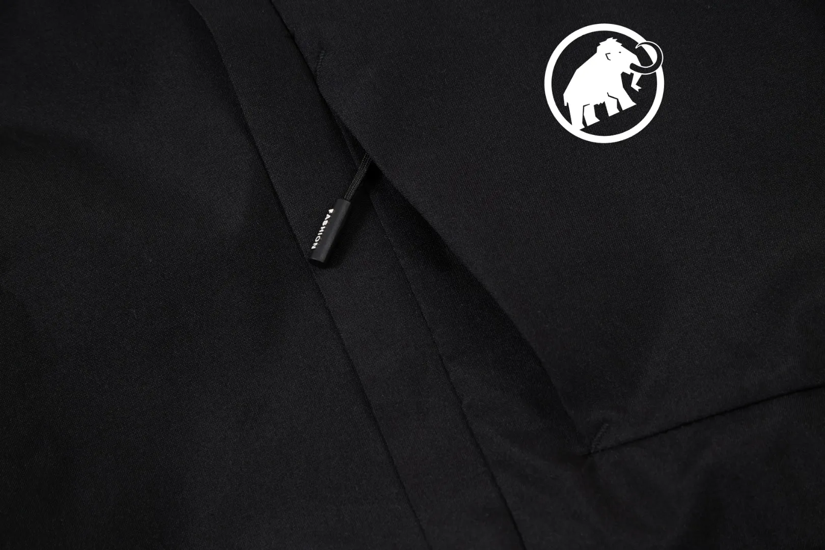 Mammut/ ! Quality ! 。 ! ， 、 Breathable，GORE-TEX Pro Wear-Resistant N X ， ，Breathable， ，Wear-Resistant，DWR （ ） ， ， ， ， Breathable ， ， Breathable ， ，Breathable ！ ， ！！！ : Black Sizes：L-4XL